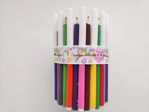 Вазочка-подставка из карандашей Вазочка-подставка из карандашей